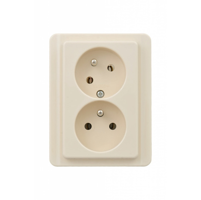 ŠTANDARD dvojzásuvka s pootočenou dutinou