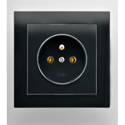 CUBUS zásuvka s detskou poistkou  