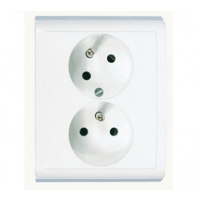 Dvojzásuvka PRAKTIK s pootočenou dutinou   -  4FN 150 88
