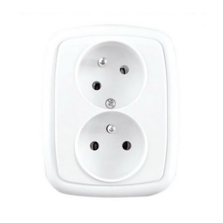 MODUL dvojzásuvka s pootočenou dutinou